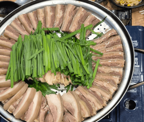 안다미로 늘봄 흑염소 사진 1