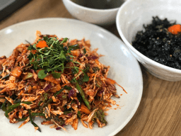 바지락소라무침+ (주먹밥)