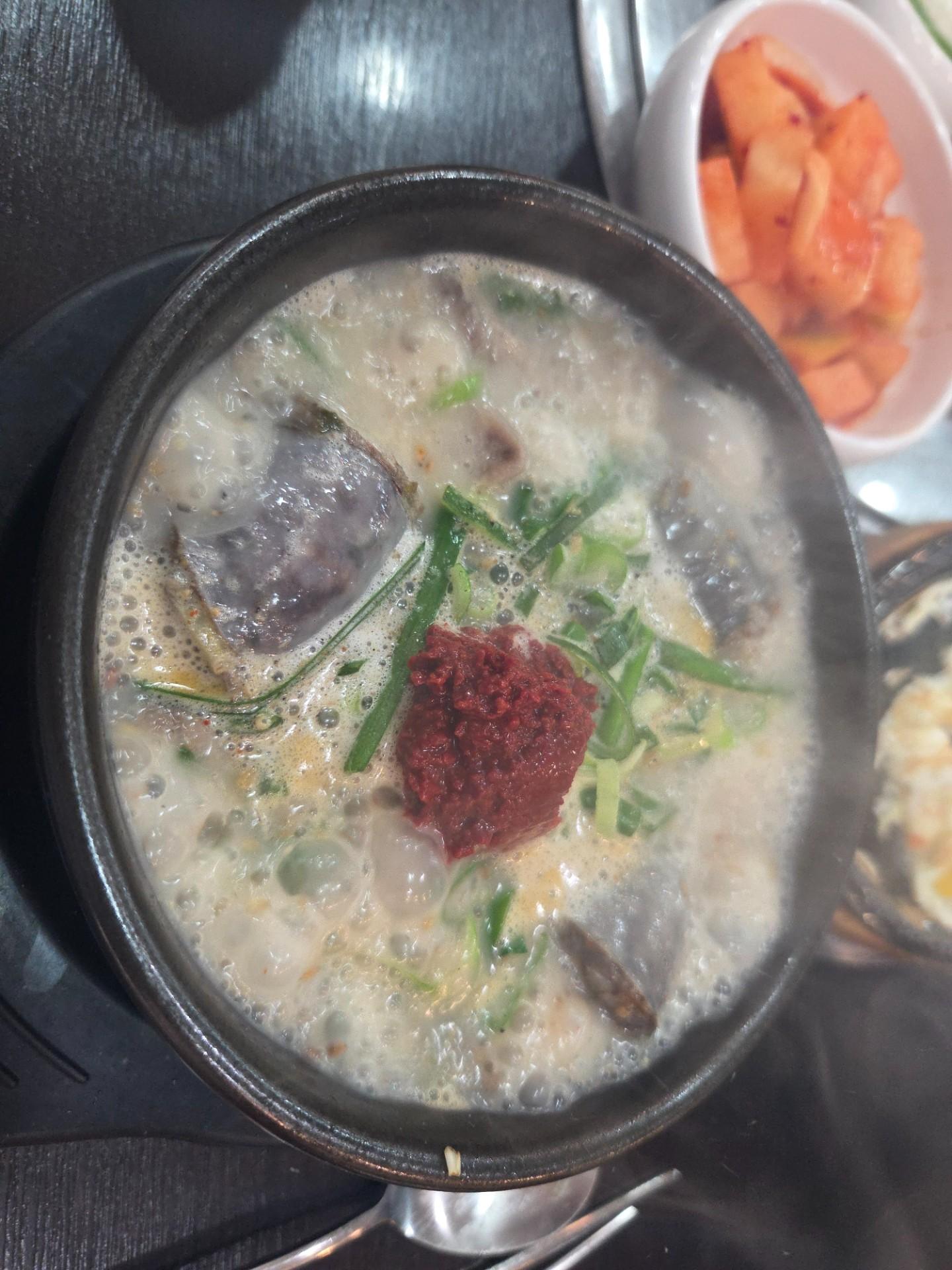 꿀꿀진순대 강동본점